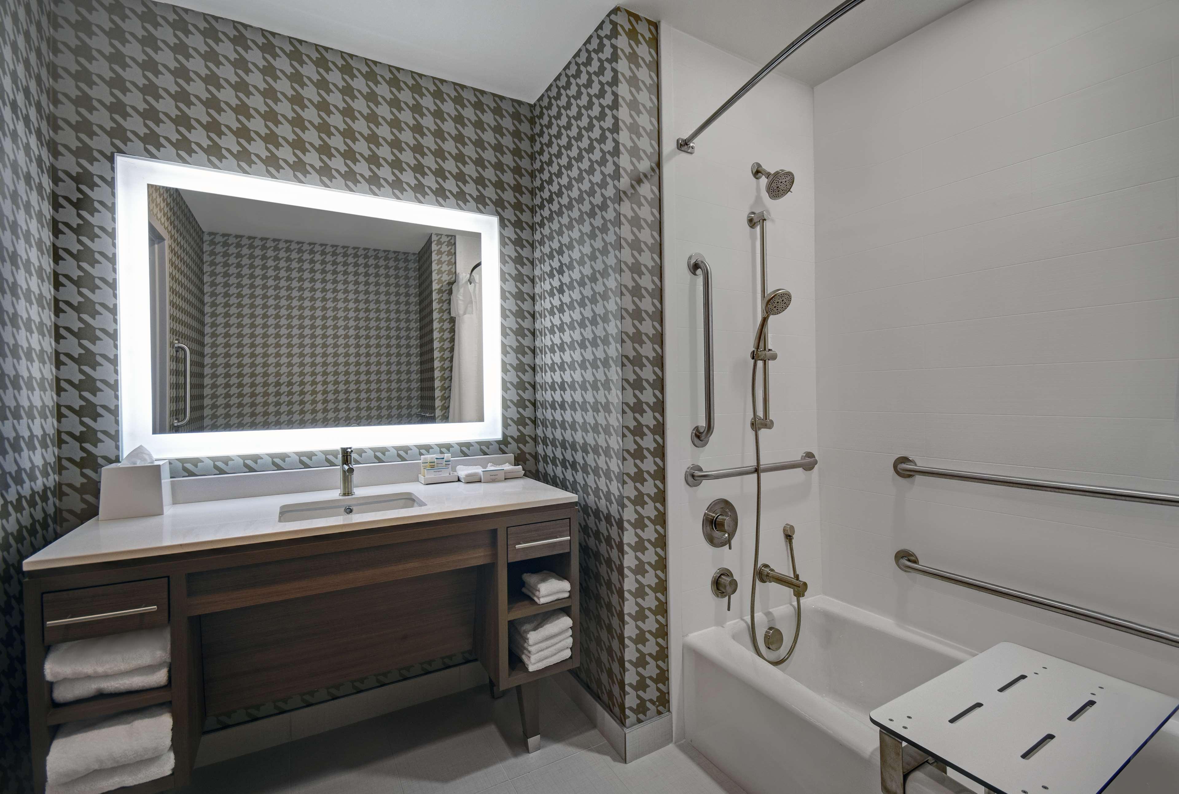 Home2 Suites By Hilton Raleigh North I-540 Dış mekan fotoğraf