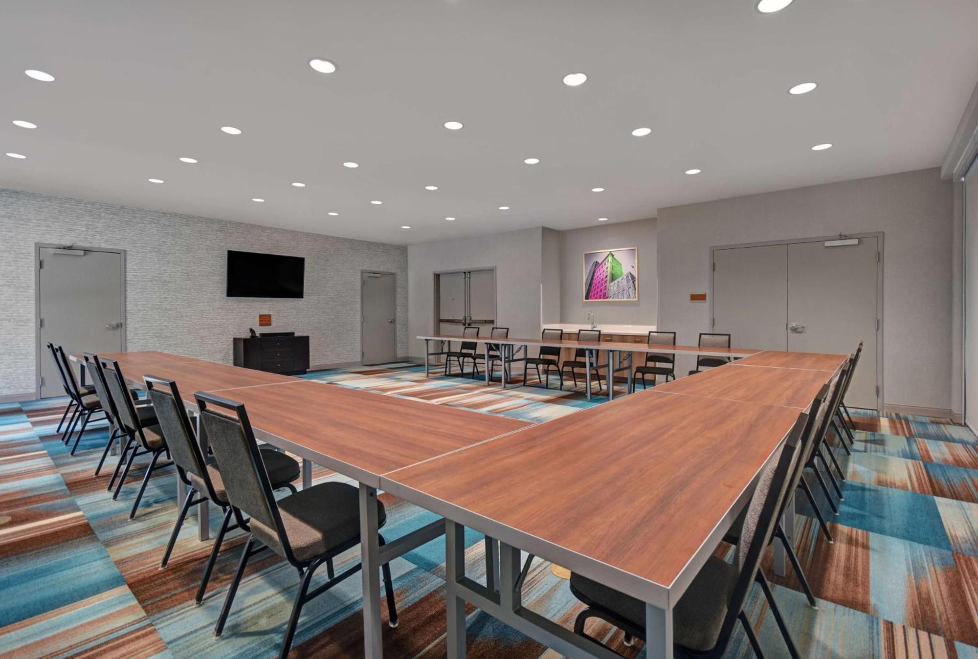 Home2 Suites By Hilton Raleigh North I-540 Dış mekan fotoğraf