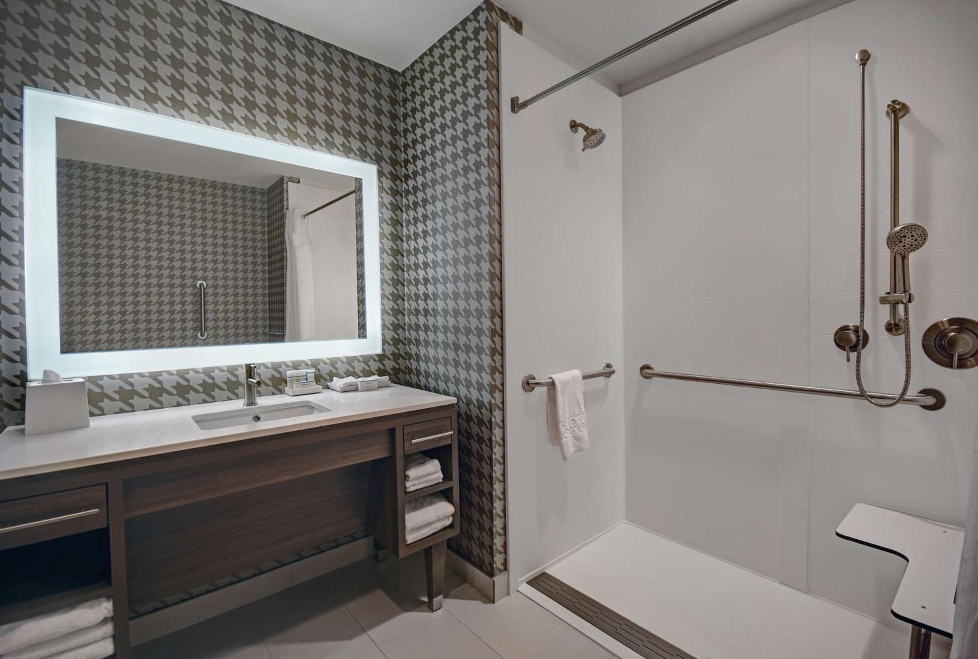 Home2 Suites By Hilton Raleigh North I-540 Dış mekan fotoğraf